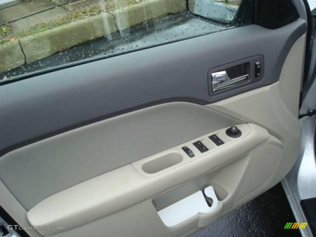 2010 Fusion SE - Brilliant Silver Metallic / Medium Light Stone photo #14