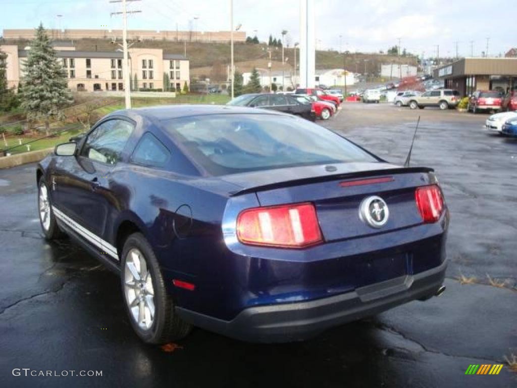 2010 Mustang V6 Premium Coupe - Kona Blue Metallic / Charcoal Black photo #5