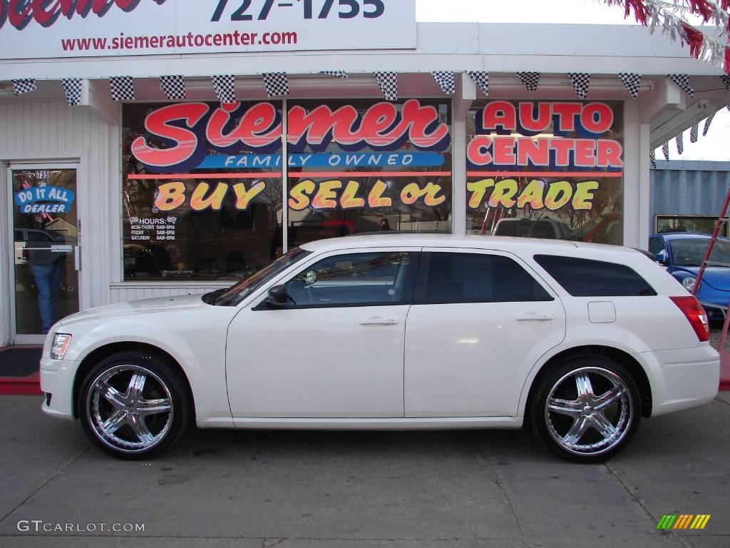 Stone White Dodge Magnum