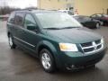 Melbourne Green Pearl - Grand Caravan SXT Photo No. 11