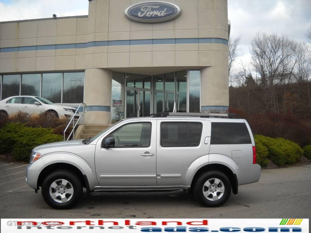 2005 Pathfinder SE 4x4 - Silver Lightning Metallic / Graphite photo #1