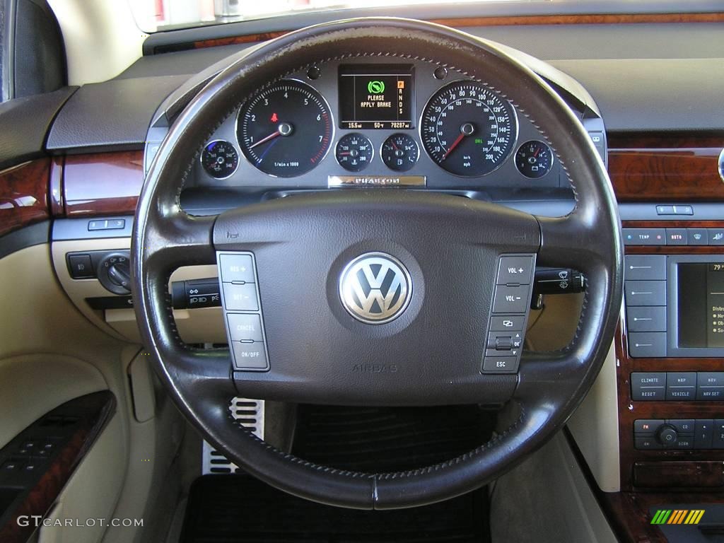 2004 Phaeton W12 4Motion Sedan - Black / Sonnen Beige photo #10