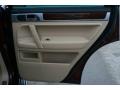 Cranberry Red Metallic - Touareg 2 VR6 Photo No. 26