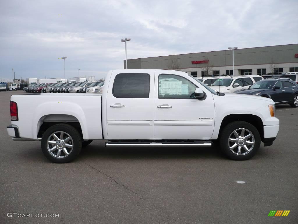 2010 Sierra 1500 Denali Crew Cab AWD - Summit White / Cocoa/Light Cashmere photo #3