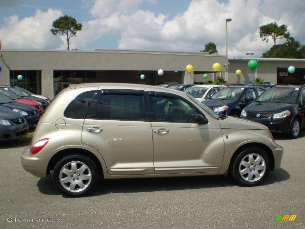 2006 PT Cruiser Touring - Linen Gold Metallic Pearl / Pastel Pebble Beige photo #8