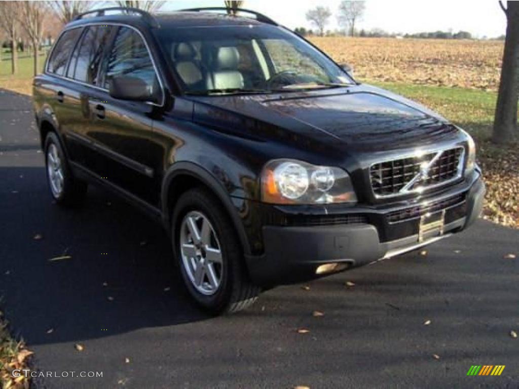 Black Volvo XC90