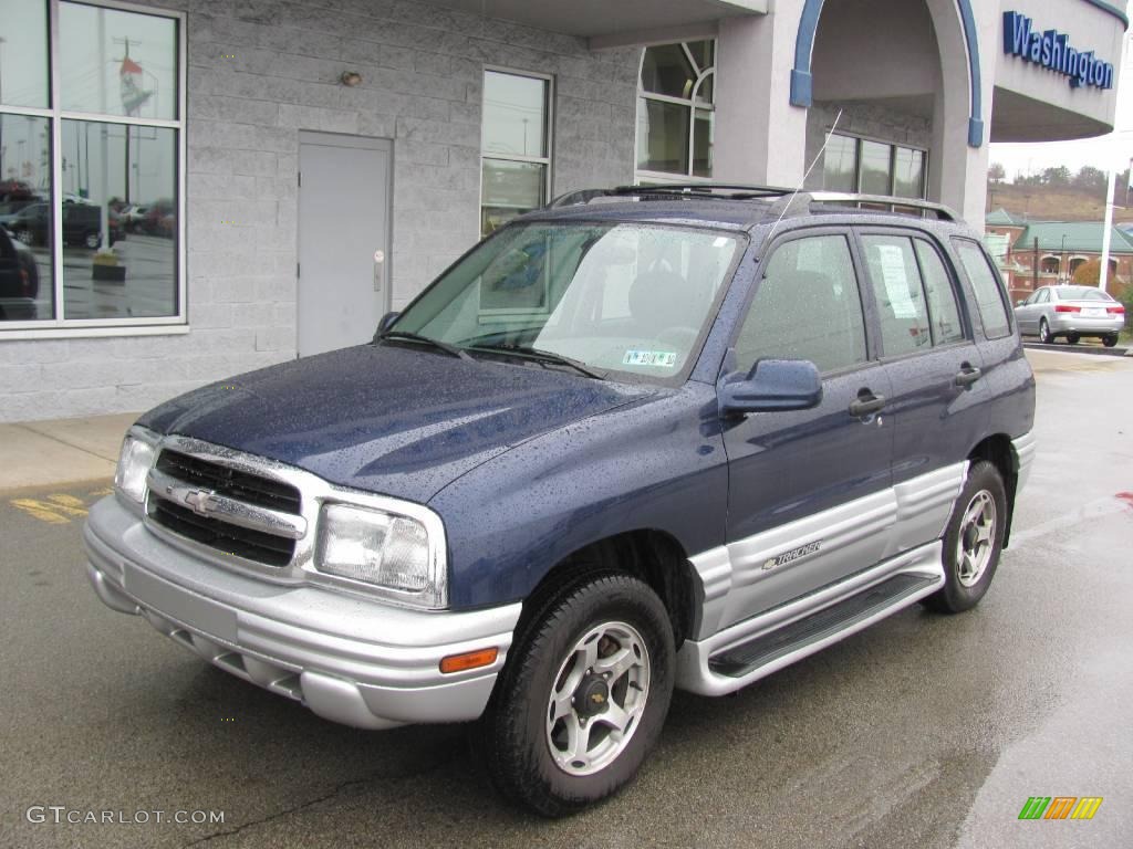 2001 Tracker LT Hardtop 4WD - Dark Blue Metallic / Medium Gray photo #2