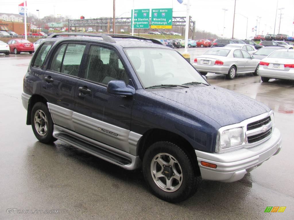 2001 Tracker LT Hardtop 4WD - Dark Blue Metallic / Medium Gray photo #7