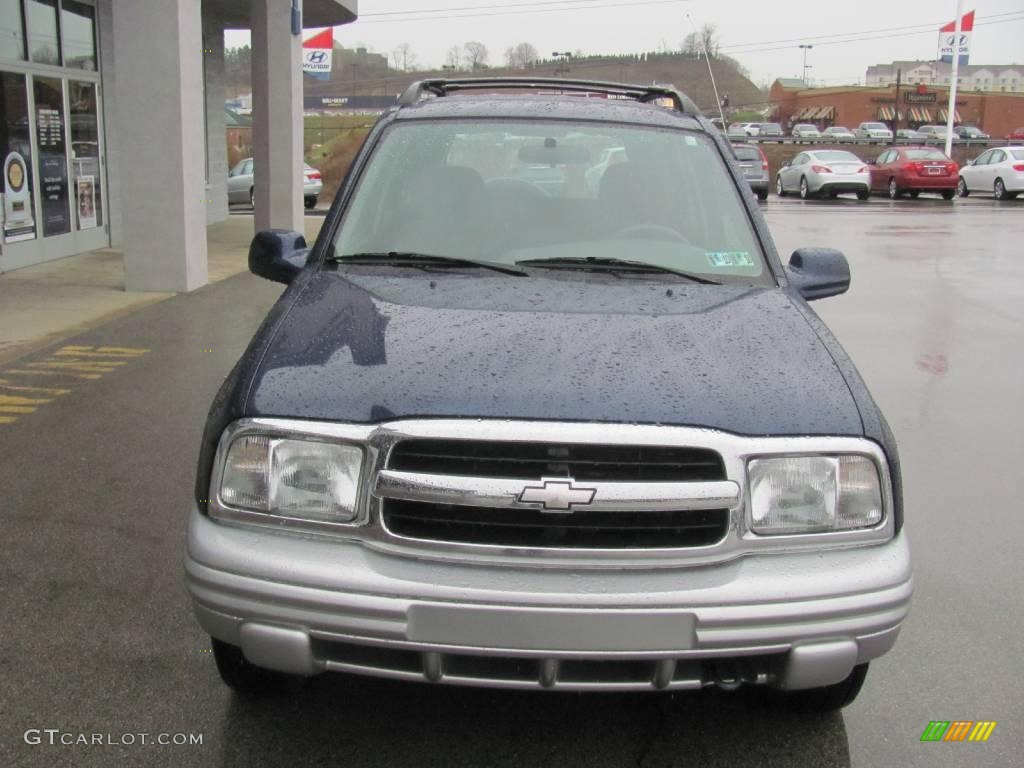 2001 Tracker LT Hardtop 4WD - Dark Blue Metallic / Medium Gray photo #8