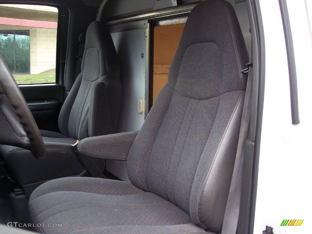 2001 Express 3500 Cargo Van - White / Medium Gray photo #34