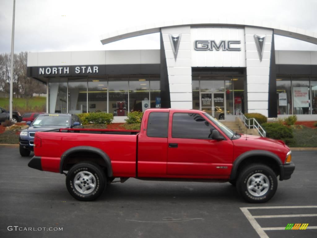 1995 Victory Red Chevrolet S10 Ls Extended Cab 4x4 22553484