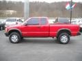 1995 Victory Red Chevrolet S10 LS Extended Cab 4x4  photo #5