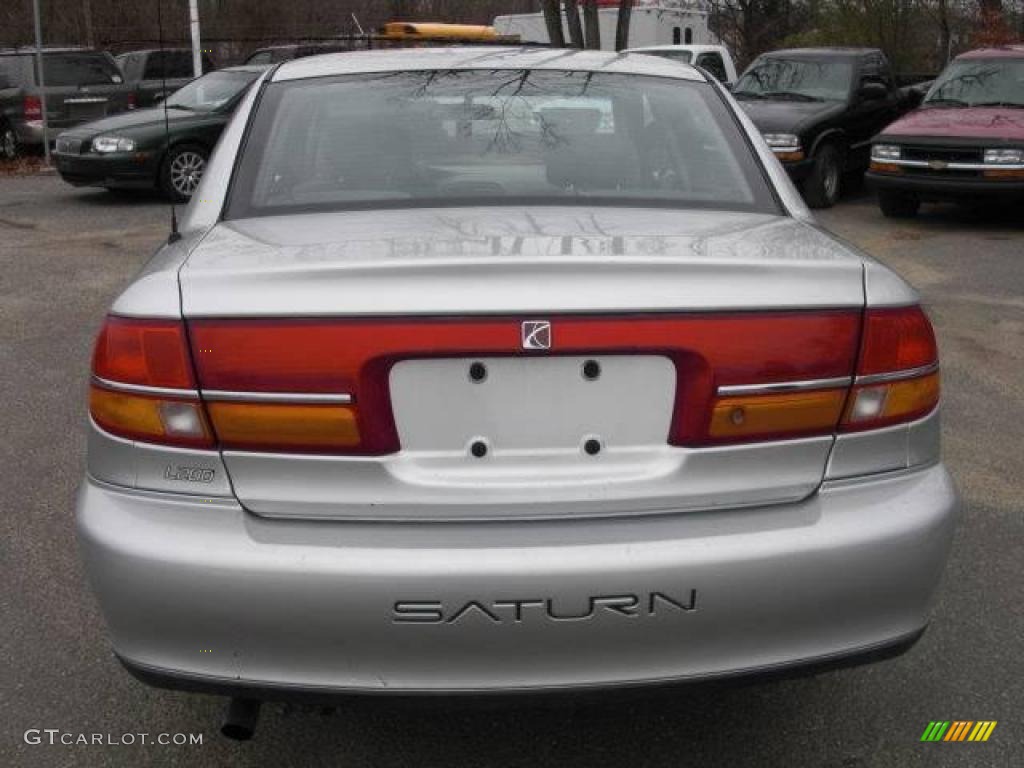 2001 L Series L200 Sedan - Bright Silver / Gray photo #6