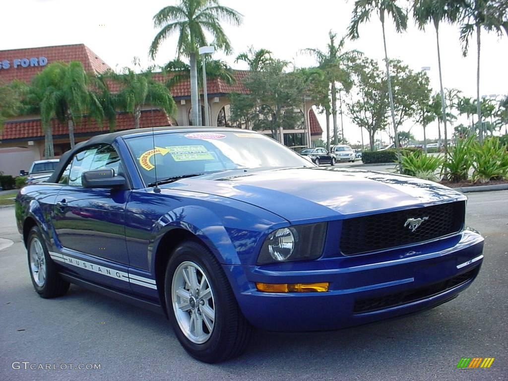 2006 Mustang V6 Premium Convertible - Vista Blue Metallic / Dark Charcoal photo #1
