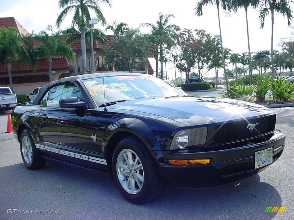 2009 Mustang V6 Convertible - Black / Dark Charcoal photo #1