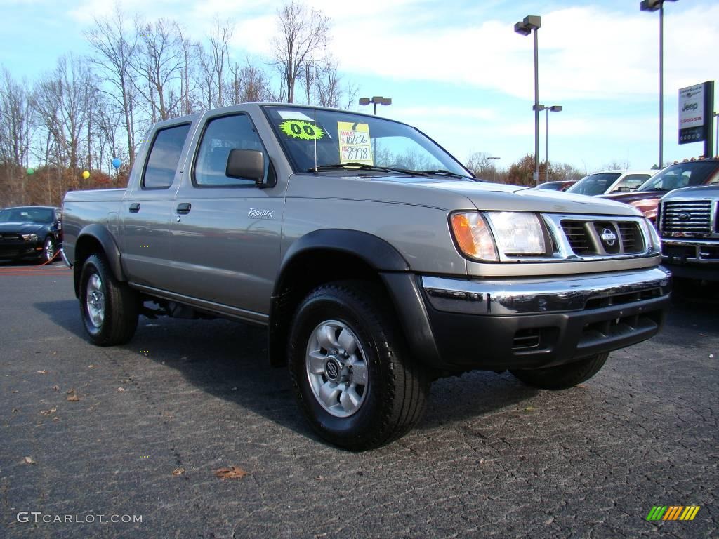 2000 Frontier XE Crew Cab - Silver Ice / Gray photo #1