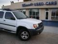 Cloud White - Xterra XE V6 Photo No. 21
