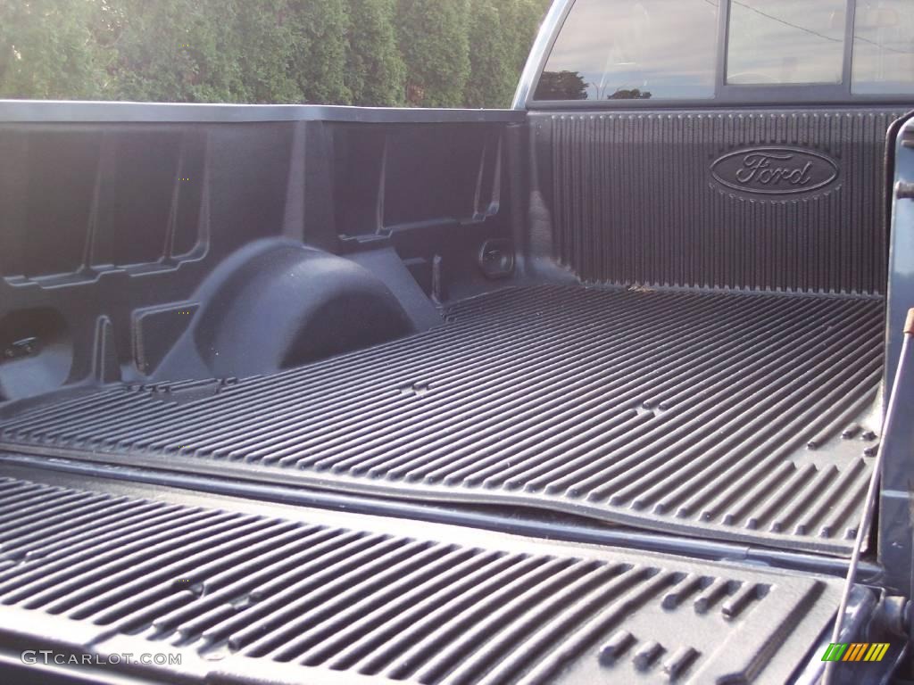 2004 F150 XLT Regular Cab 4x4 - Medium Wedgewood Blue Metallic / Tan photo #54