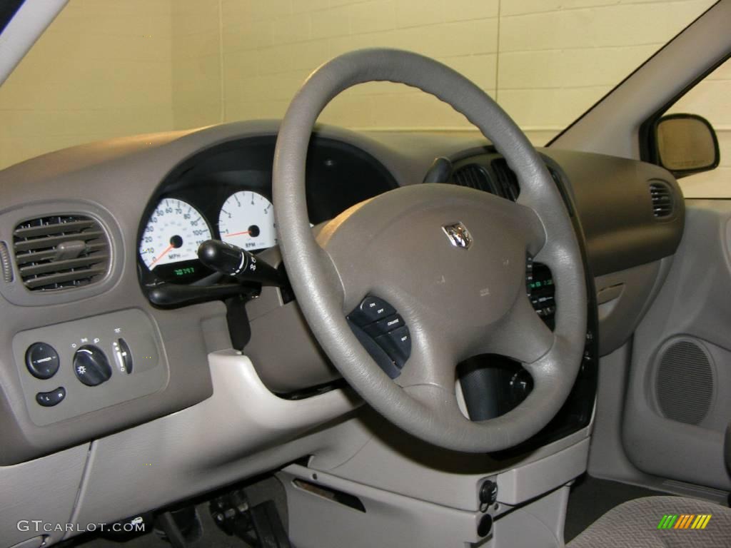 2006 Caravan SXT - Brilliant Black / Dark Khaki/Light Graystone photo #10