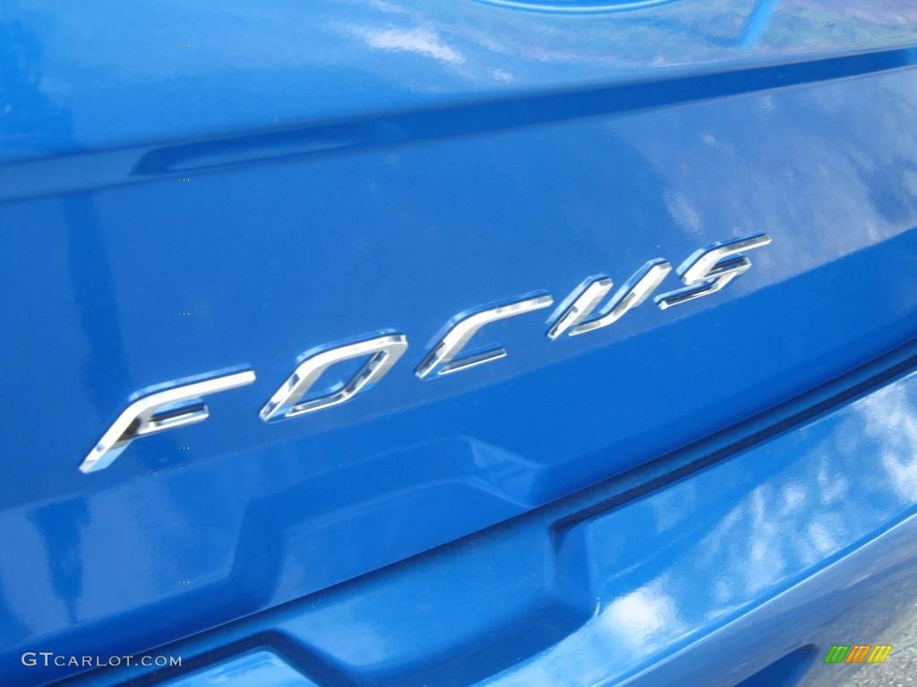 2010 Focus SES Sedan - Blue Flame Metallic / Charcoal Black photo #11