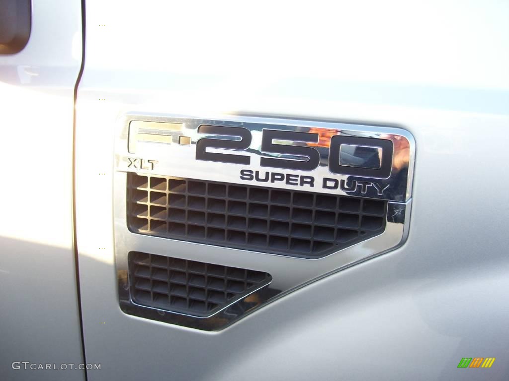 2010 F250 Super Duty FX4 SuperCab 4x4 - Ingot Silver Metallic / Medium Stone photo #7