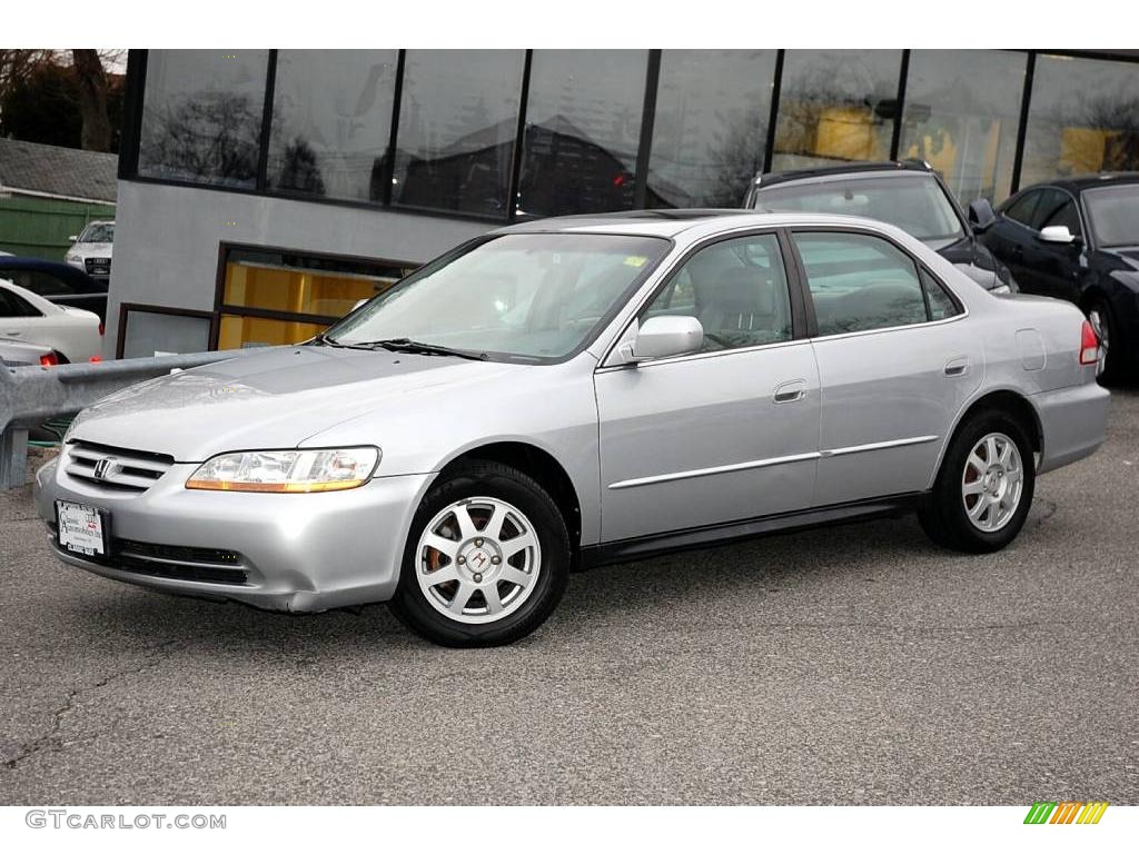 2002 Accord SE Sedan - Satin Silver Metallic / Quartz Gray photo #4