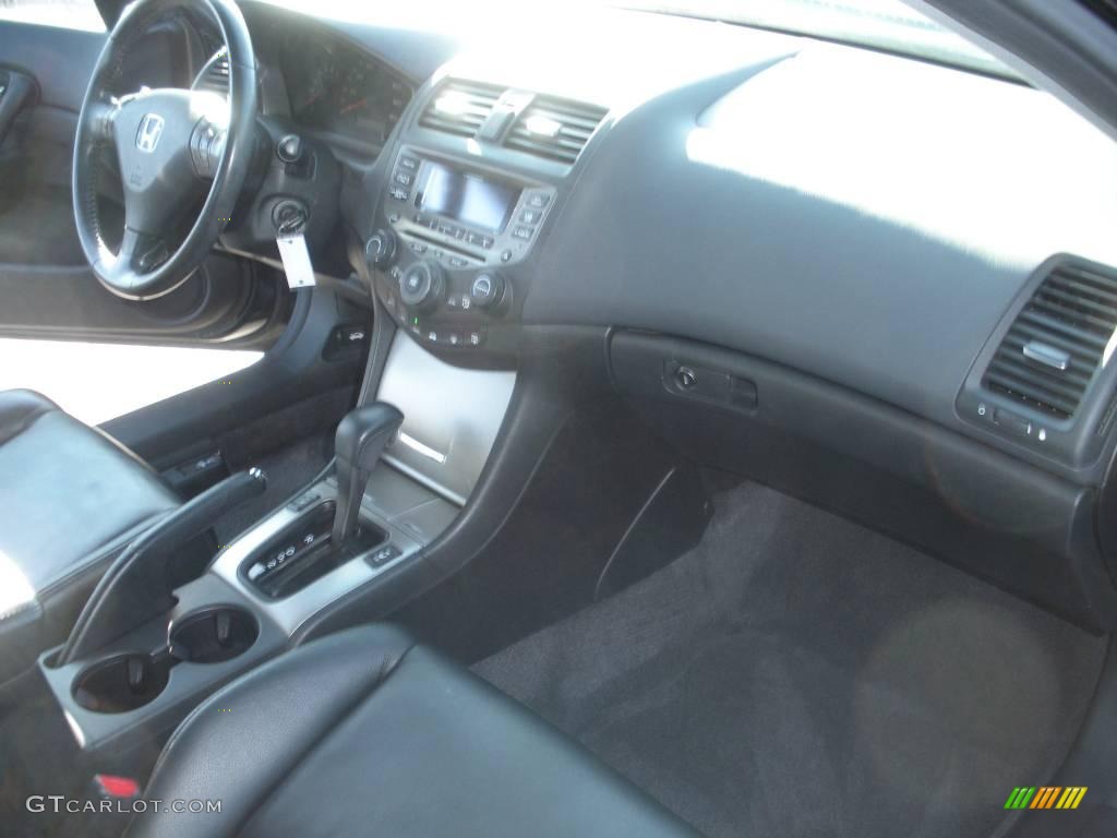 2006 Accord EX-L Coupe - Nighthawk Black Pearl / Black photo #17