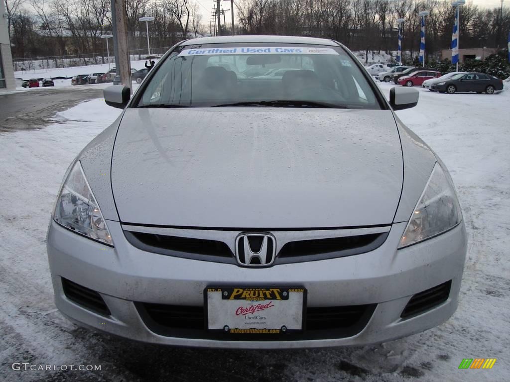 2006 Accord LX Sedan - Alabaster Silver Metallic / Black photo #8
