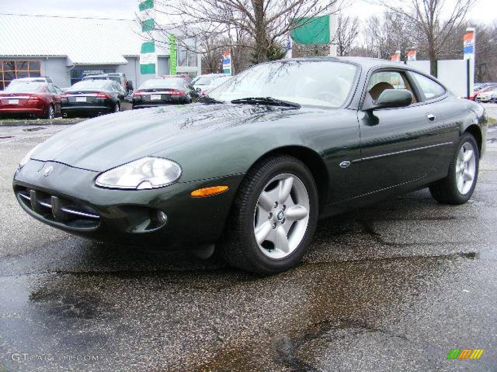 1997 XK XK8 Coupe - British Racing Green / Cashmere photo #1