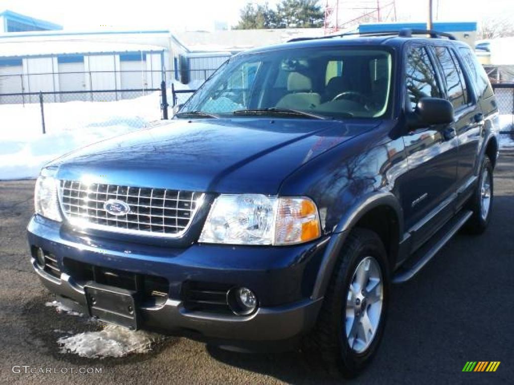 2004 Explorer XLT 4x4 - Dark Blue Pearl Metallic / Graphite photo #4