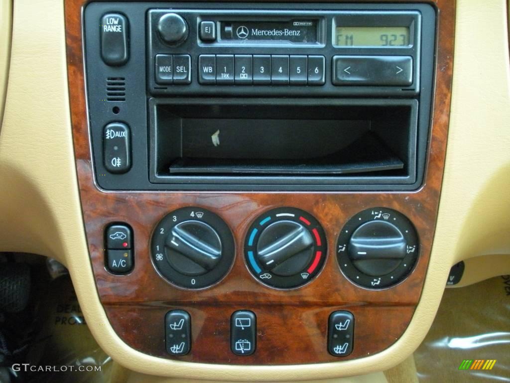 1998 ML 320 4Matic - Polar White / Sand photo #22