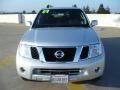 Silver Lightning - Pathfinder SE 4x4 Photo No. 2
