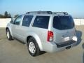 Silver Lightning - Pathfinder SE 4x4 Photo No. 4