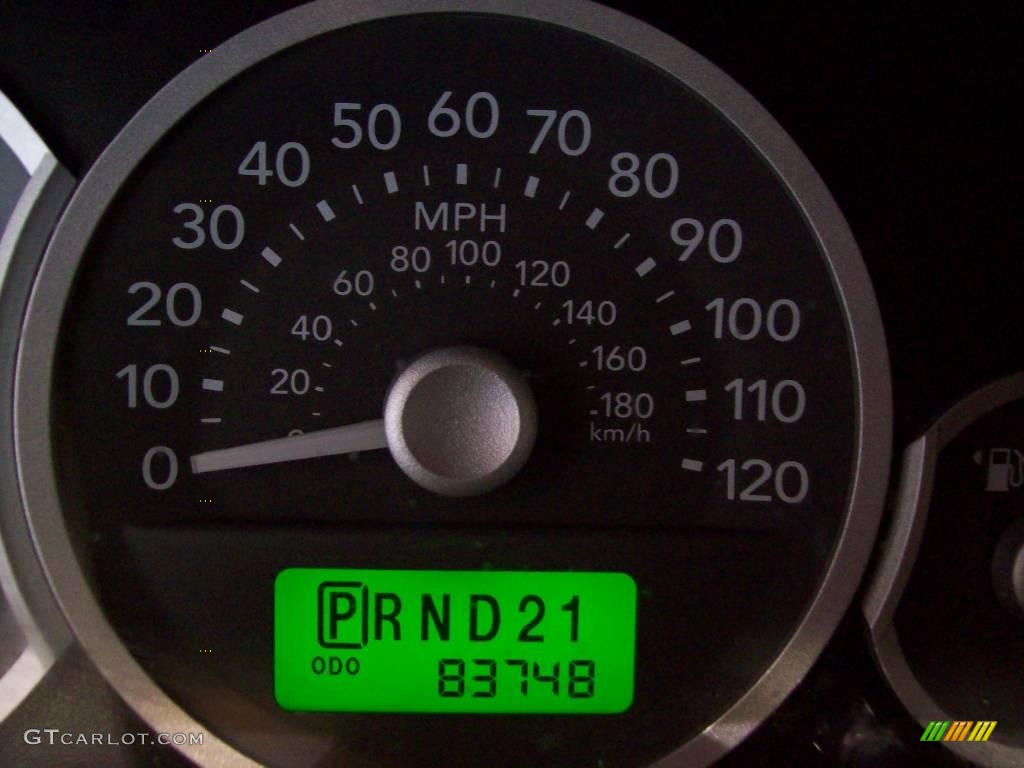 2005 Mariner V6 Convenience 4WD - Dark Shadow Grey Metallic / Pebble/Light Parchment photo #17