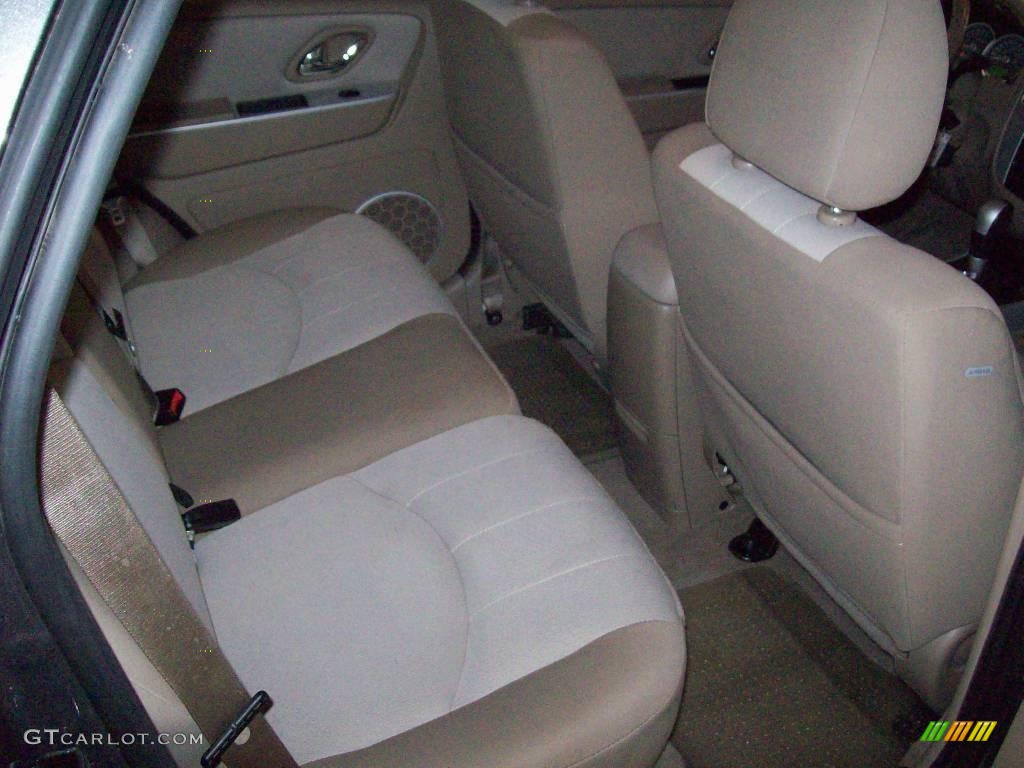 2005 Mariner V6 Convenience 4WD - Dark Shadow Grey Metallic / Pebble/Light Parchment photo #26