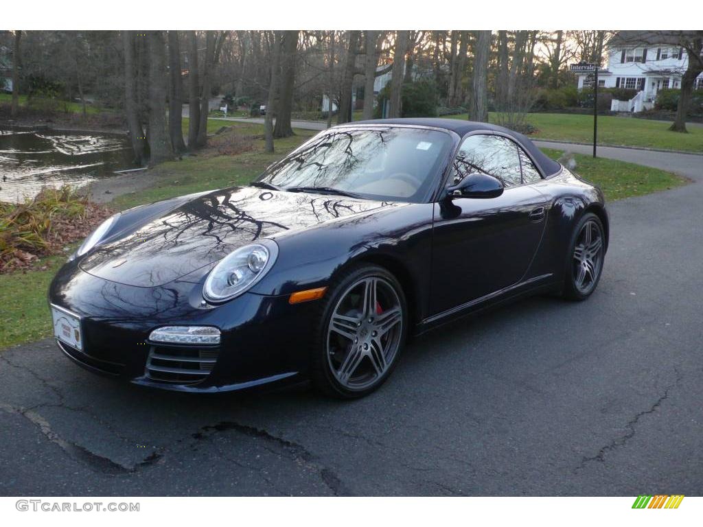 Midnight Blue Metallic Porsche 911