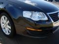 Deep Black - Passat 2.0T Sedan Photo No. 7