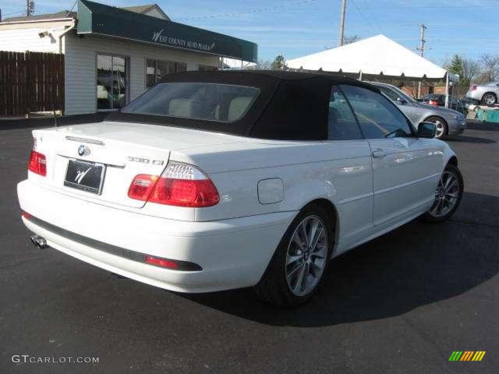 2005 3 Series 330i Convertible - Alpine White / Sand photo #20