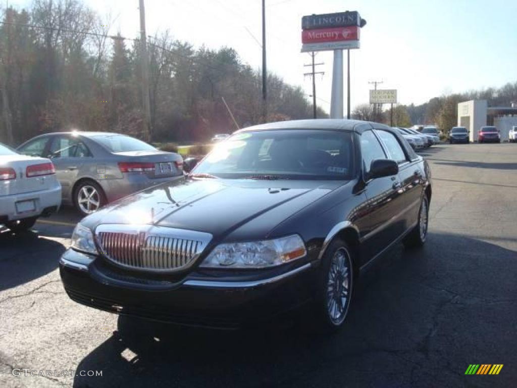 Black Lincoln Town Car