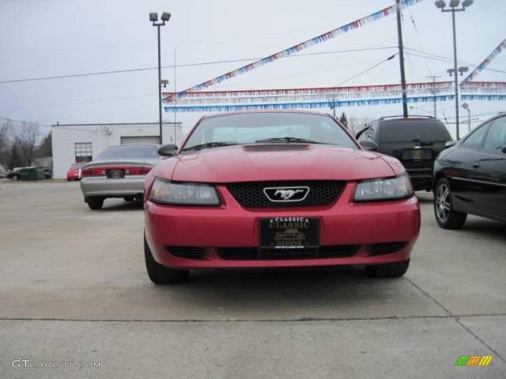 2002 Mustang V6 Coupe - Laser Red Metallic / Medium Graphite photo #2