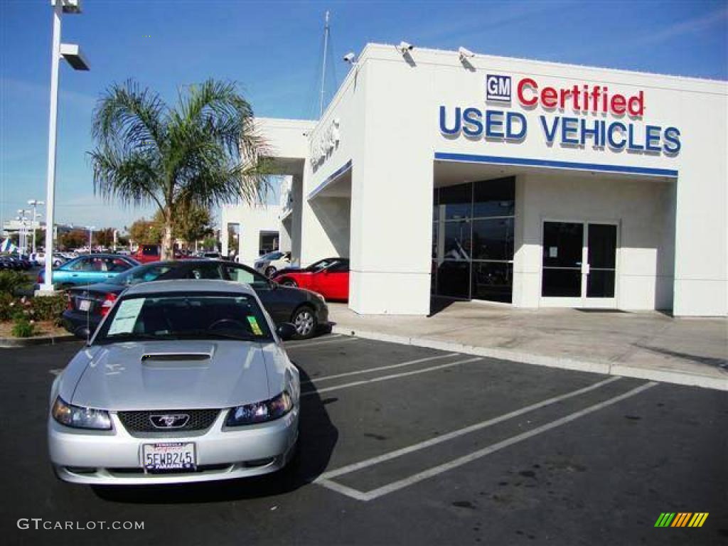 2003 Mustang GT Coupe - Silver Metallic / Dark Charcoal photo #2