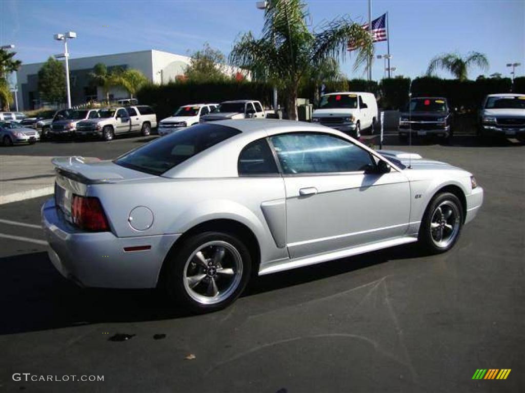 2003 Mustang GT Coupe - Silver Metallic / Dark Charcoal photo #11