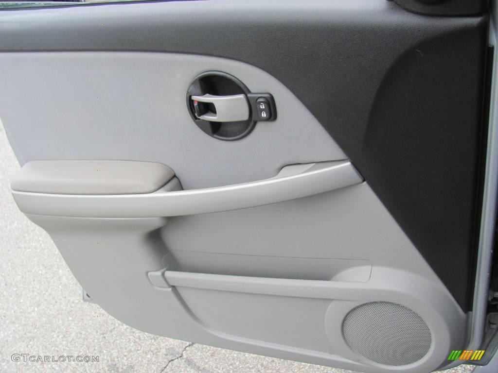 2005 Equinox LS AWD - Galaxy Silver Metallic / Light Gray photo #16