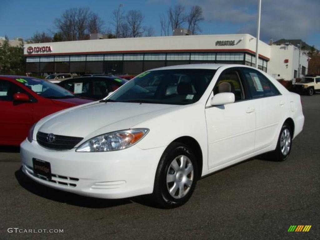 2003 Camry LE - Super White / Stone photo #1