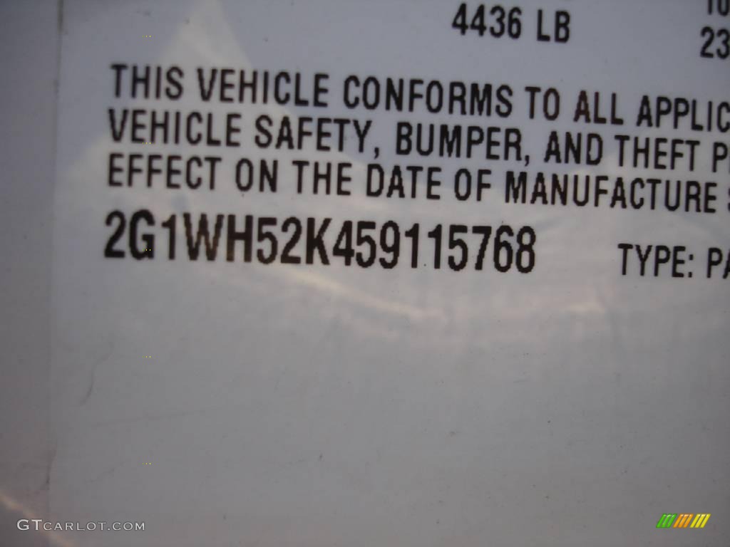 2005 Impala LS - White / Medium Gray photo #15