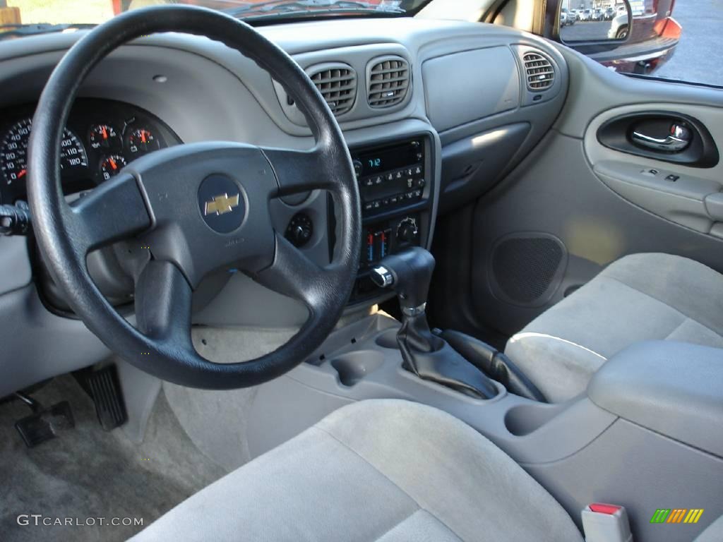 2006 TrailBlazer LS - Black / Light Gray photo #9