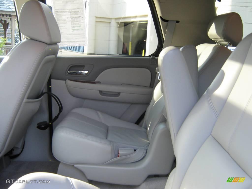2007 Tahoe LT 4x4 - Bermuda Blue Metallic / Light Cashmere/Ebony photo #21