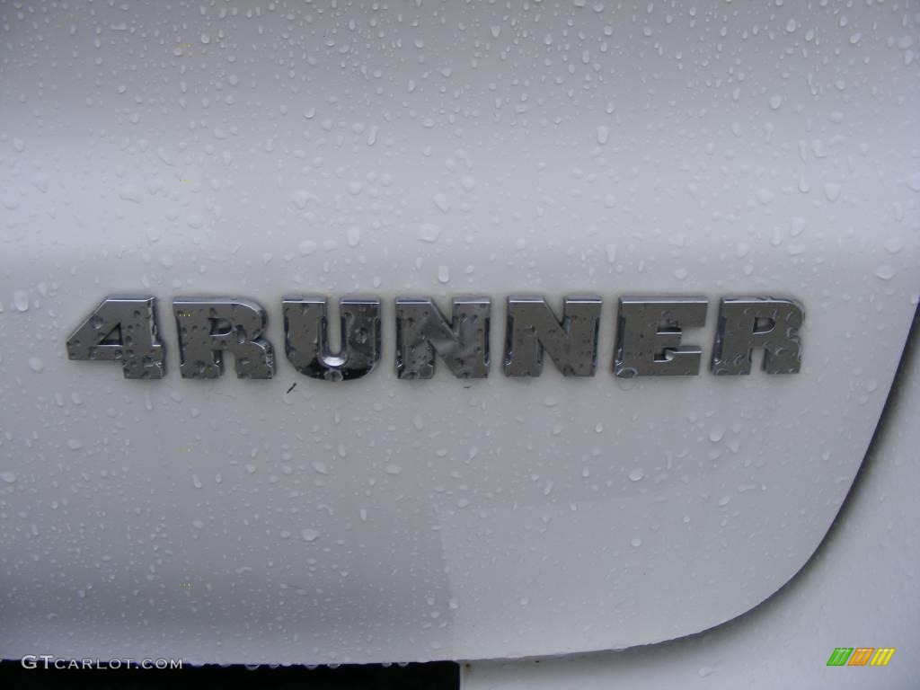 2008 4Runner SR5 - Natural White / Taupe photo #21