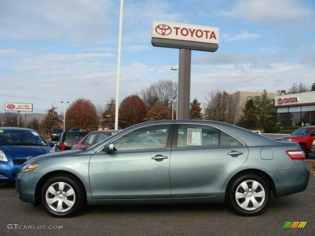 2008 Camry LE - Aloe Green Metallic / Bisque photo #3