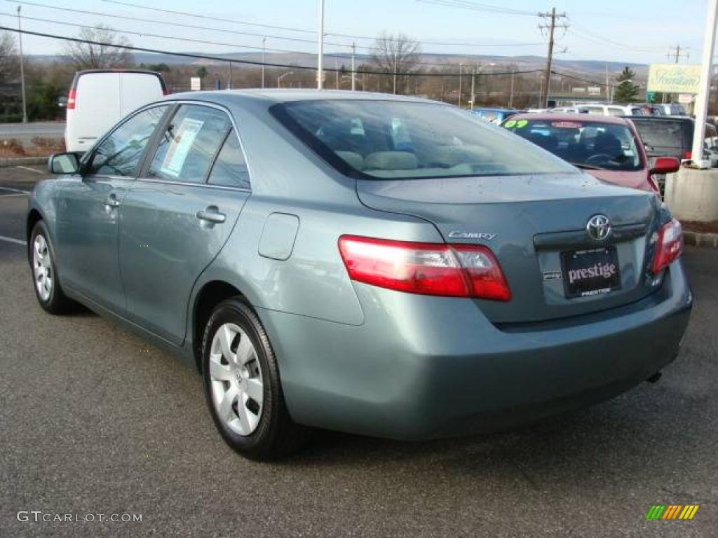 2008 Camry LE - Aloe Green Metallic / Bisque photo #4